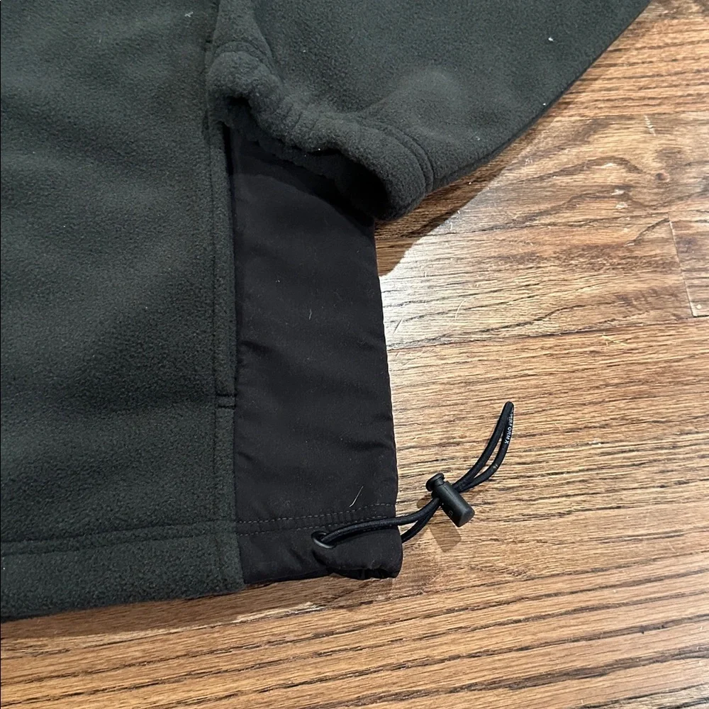 NWT- Izod Men's Dark Green /black Performance Jacket. Size XL